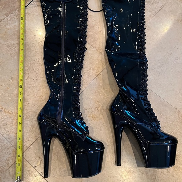 New Pleaser Thigh High Size 7 - Picture 2 of 3